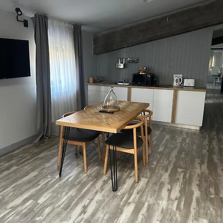 דירה Marvellous 2 Bedrooms Attic In The Old Town בוקרשט