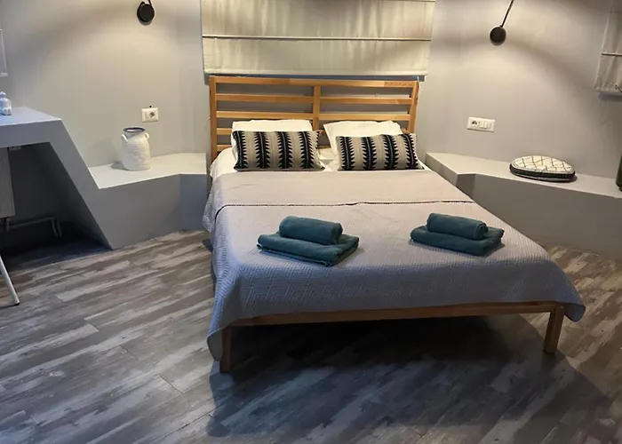 Marvellous 2 Bedrooms Attic In The Old Town Appartamento