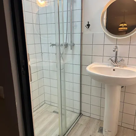 Marvellous 2 Bedrooms Attic In The Old Town Apartment *