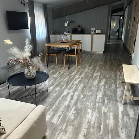 Marvellous 2 Bedrooms Attic In The Old Town *