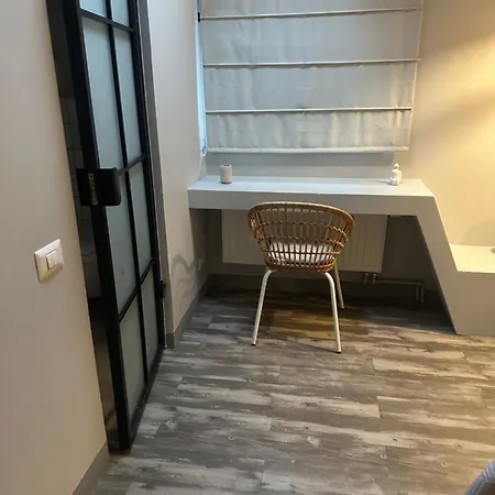 Marvellous 2 Bedrooms Attic In The Old Town Apartament *